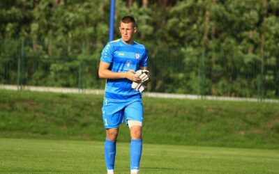 Michał Hoffmann piłkarzem Dębu Dębno