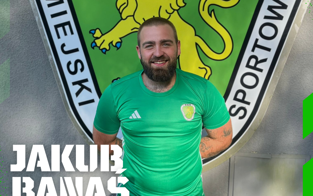 Jakub Banaś wraca do Dębu